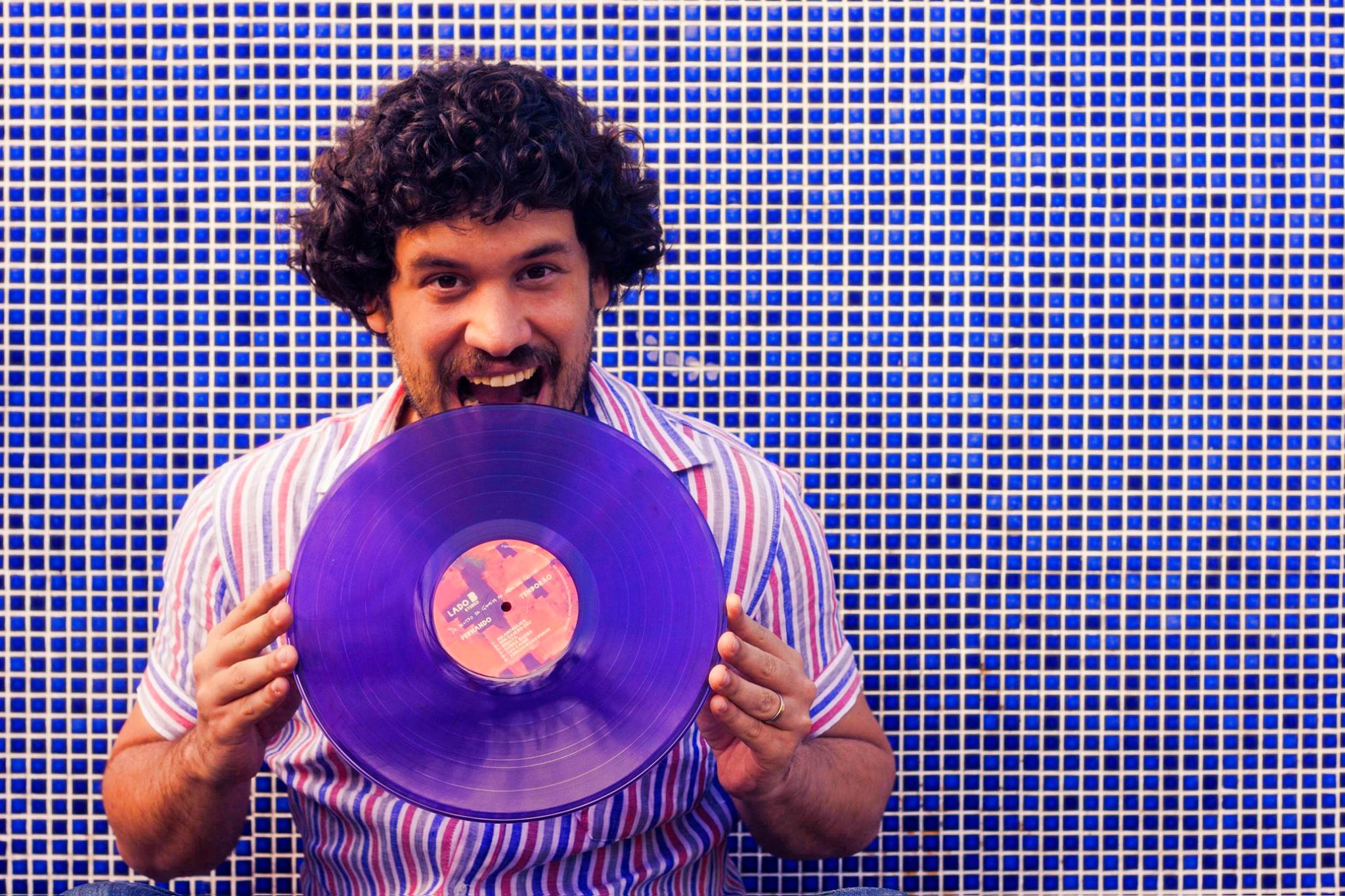 Fernando Temporão Lança Duas Faixas Inéditas em LP