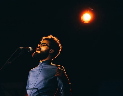 César Lacerda Não Rima Amor Com Dor, em Paralelos & Infinitos