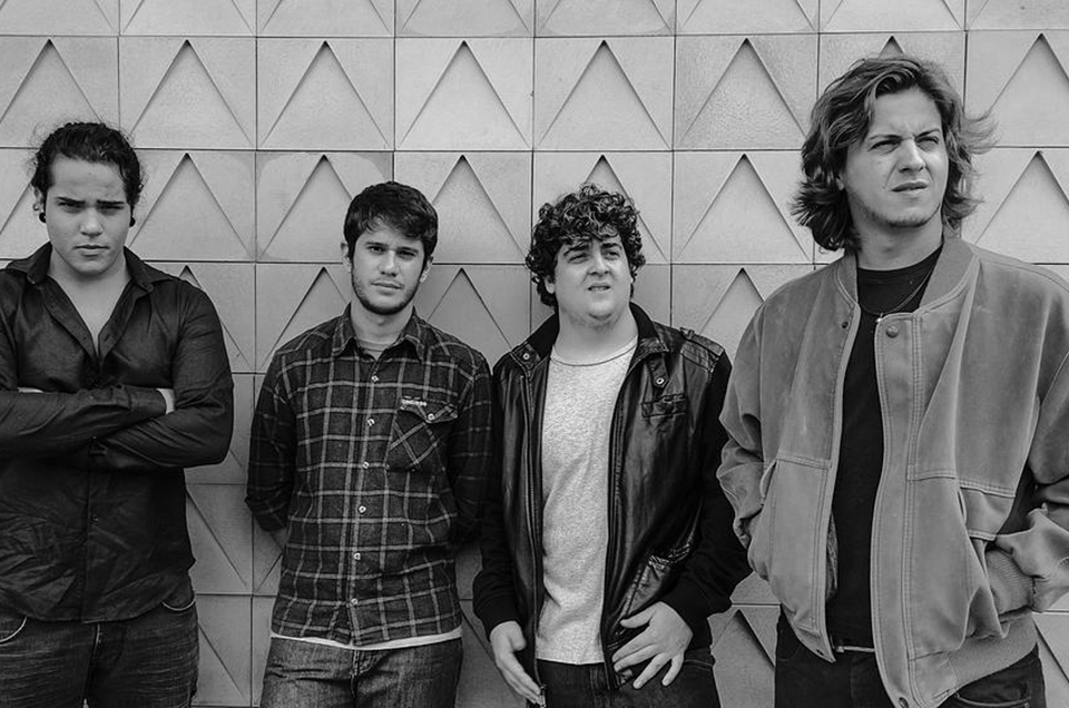 Rock brasiliense ressurge com força total