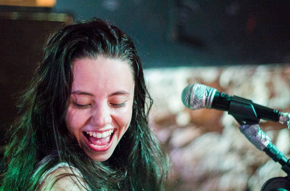 Três letras já fazem melodia: ANA