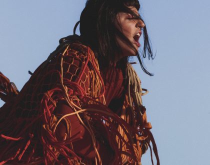 Ouça Terreiro novo single de ÀIYÉ
