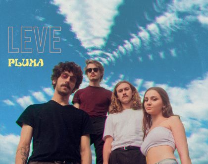 PLUMA - LEVE