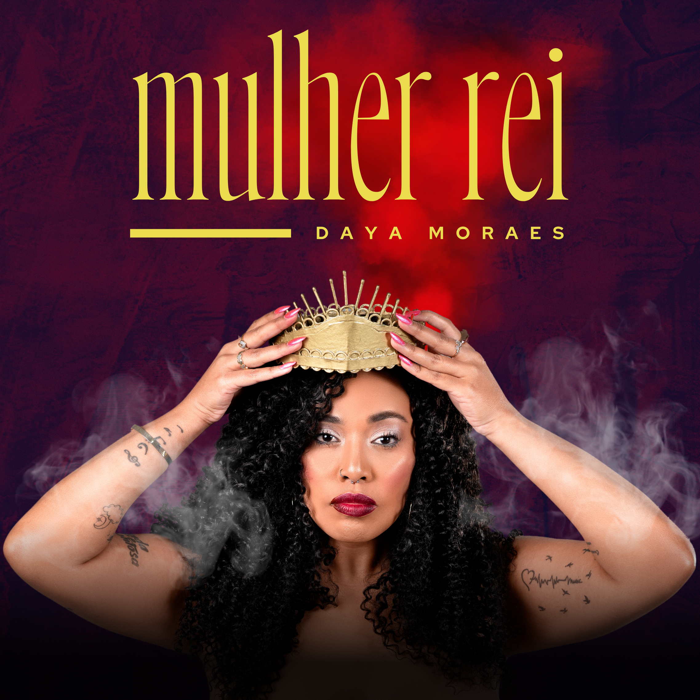 CONHEÇA: DAYA MORAES
